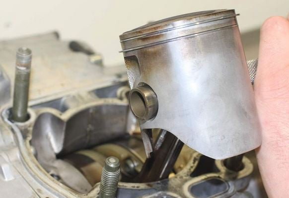 Why do You Change Piston & Rings Often on a Motocross, Dirt Bike? - Moto-House MX