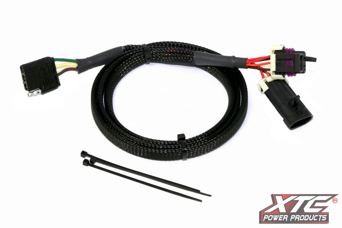 XTC Power Products UNI-3PIN-TRAOUT 3 Pin to 4 Pin Trailer Adapter