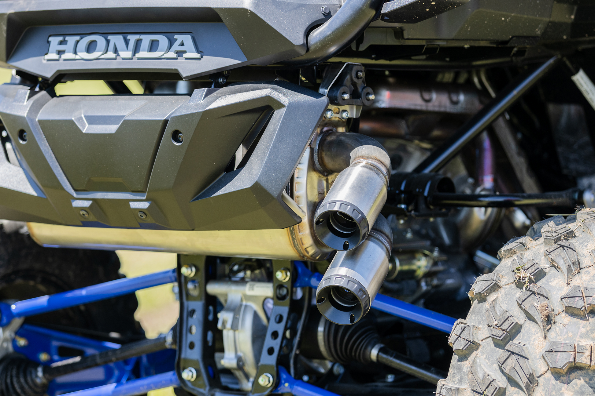 S&S CYCLE 550-1043 Power Tune® XTO Race-Only Dual-Outlet Performance Muffler in 304 Stainless Steel for 2019-2022 Honda Talon 1000R and 1000X UTVs - Moto-House MX