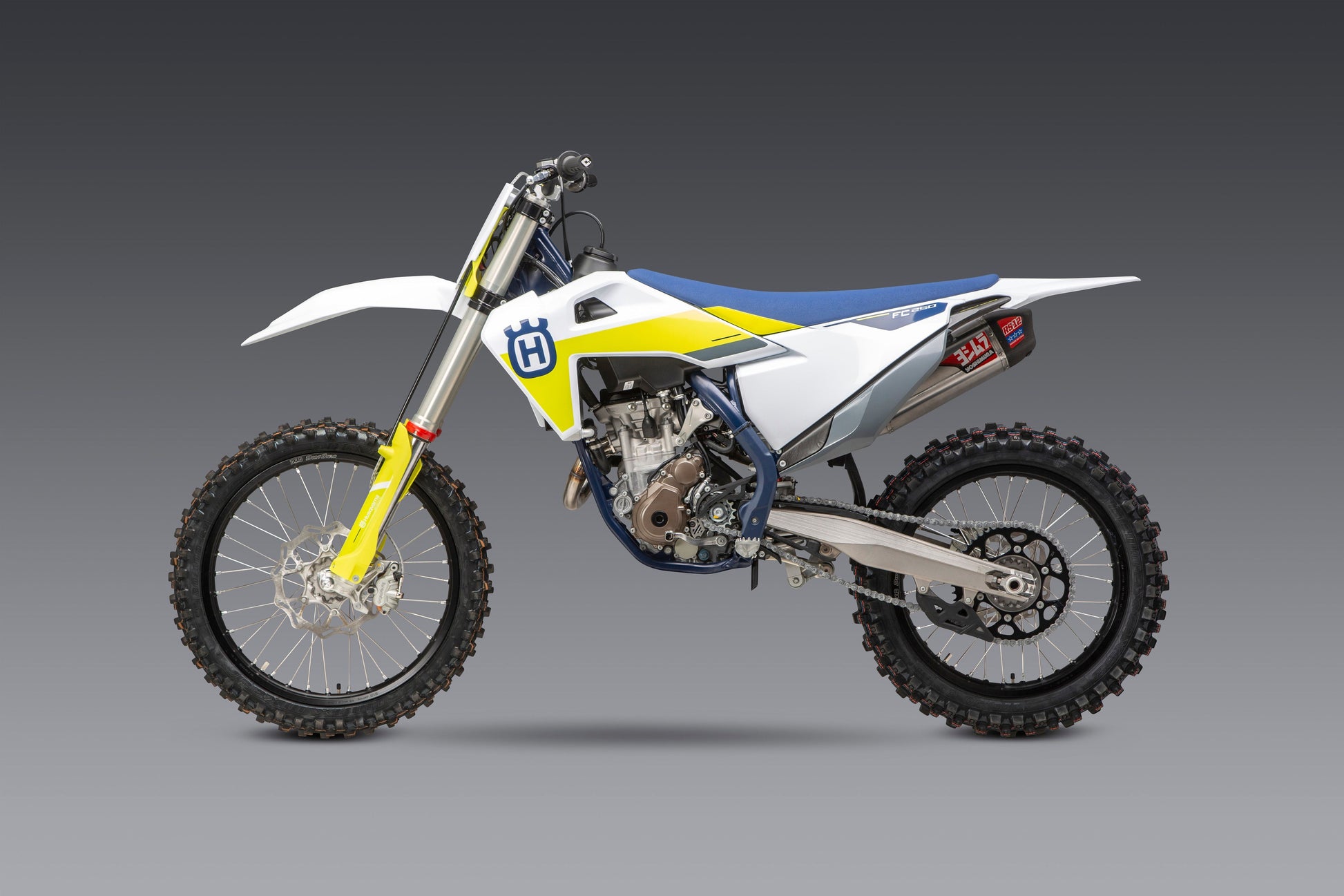 YOSHIMURA Yoshimura 262530S320 Rs12 Signature Series Exhaust System, Factory Quality Performance 262530S320