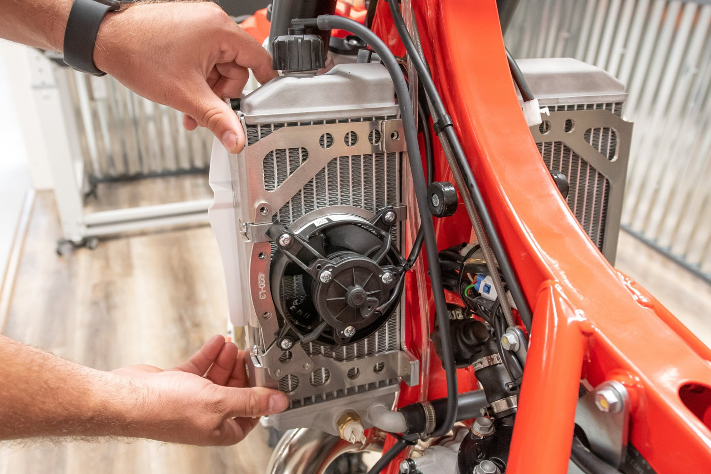 ENDURO ENGINEERING Radiator Braces with Fan for Beta 2020 - 2021 Models - Moto - House MX